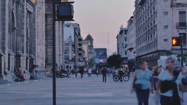 Still frame from Boulevard Mixed